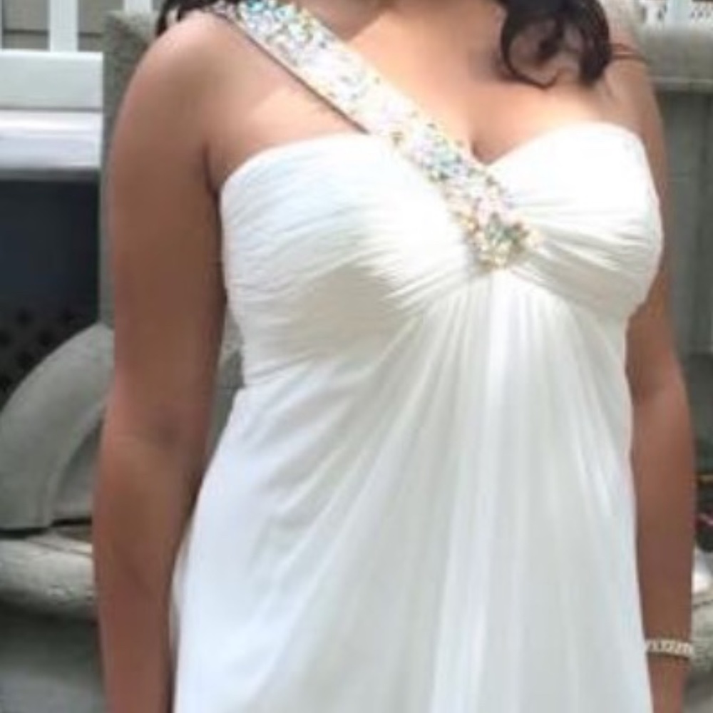 Prom Dress - Picture 2 of 3